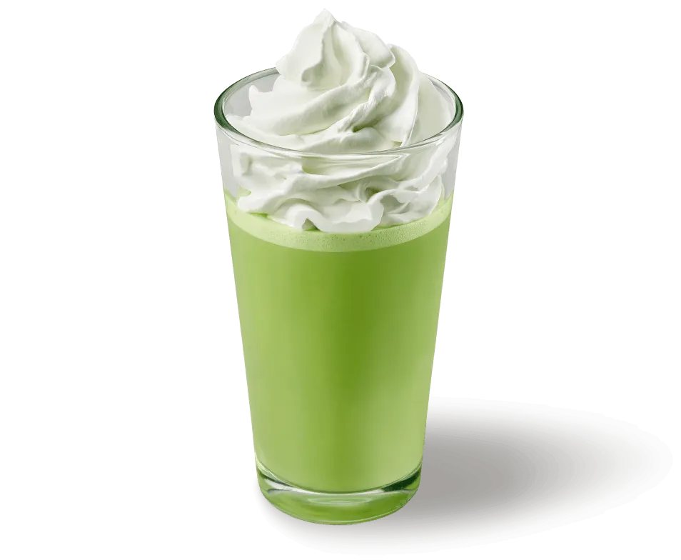 Hot Coconut Matcha latte con panna