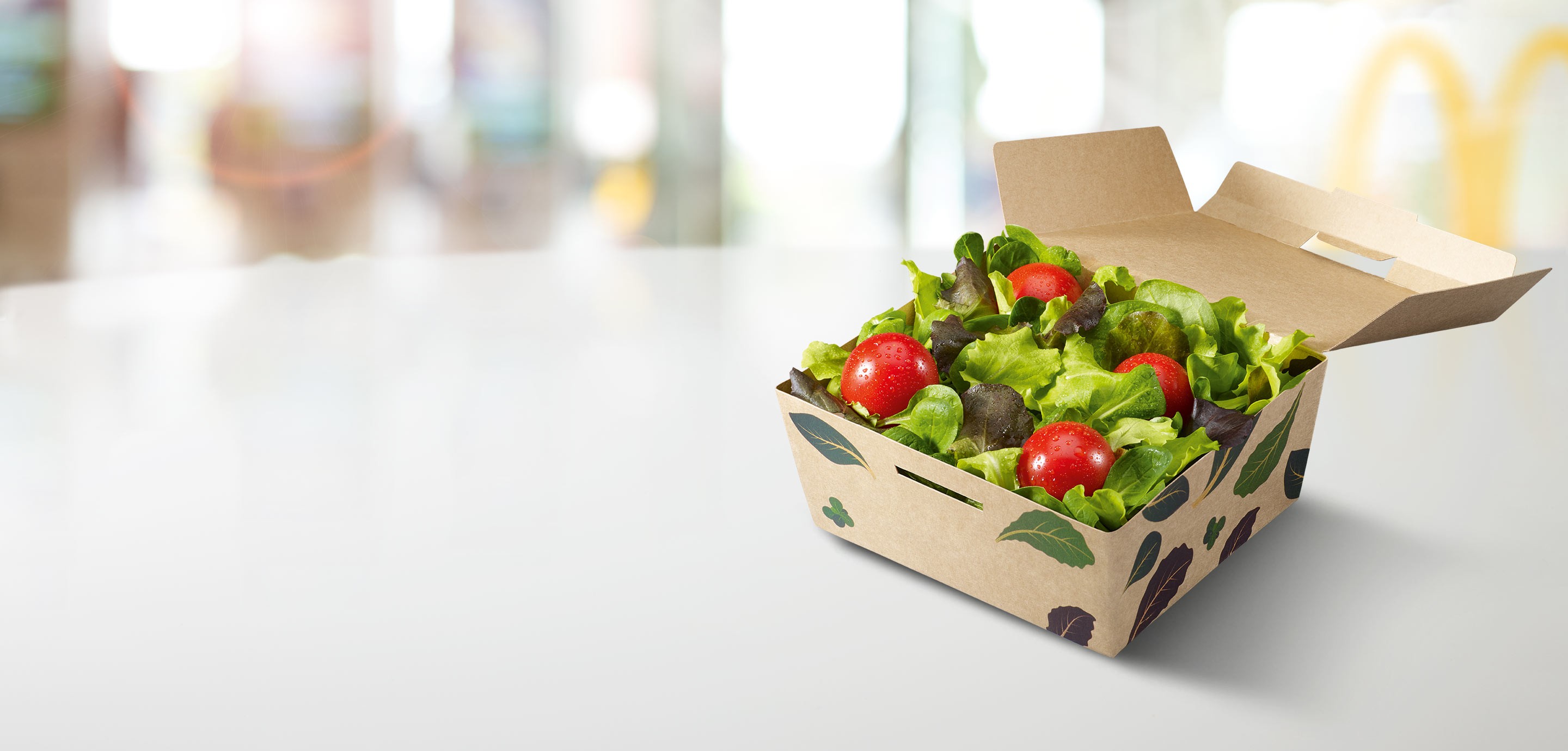 Insalata verde con pomodori