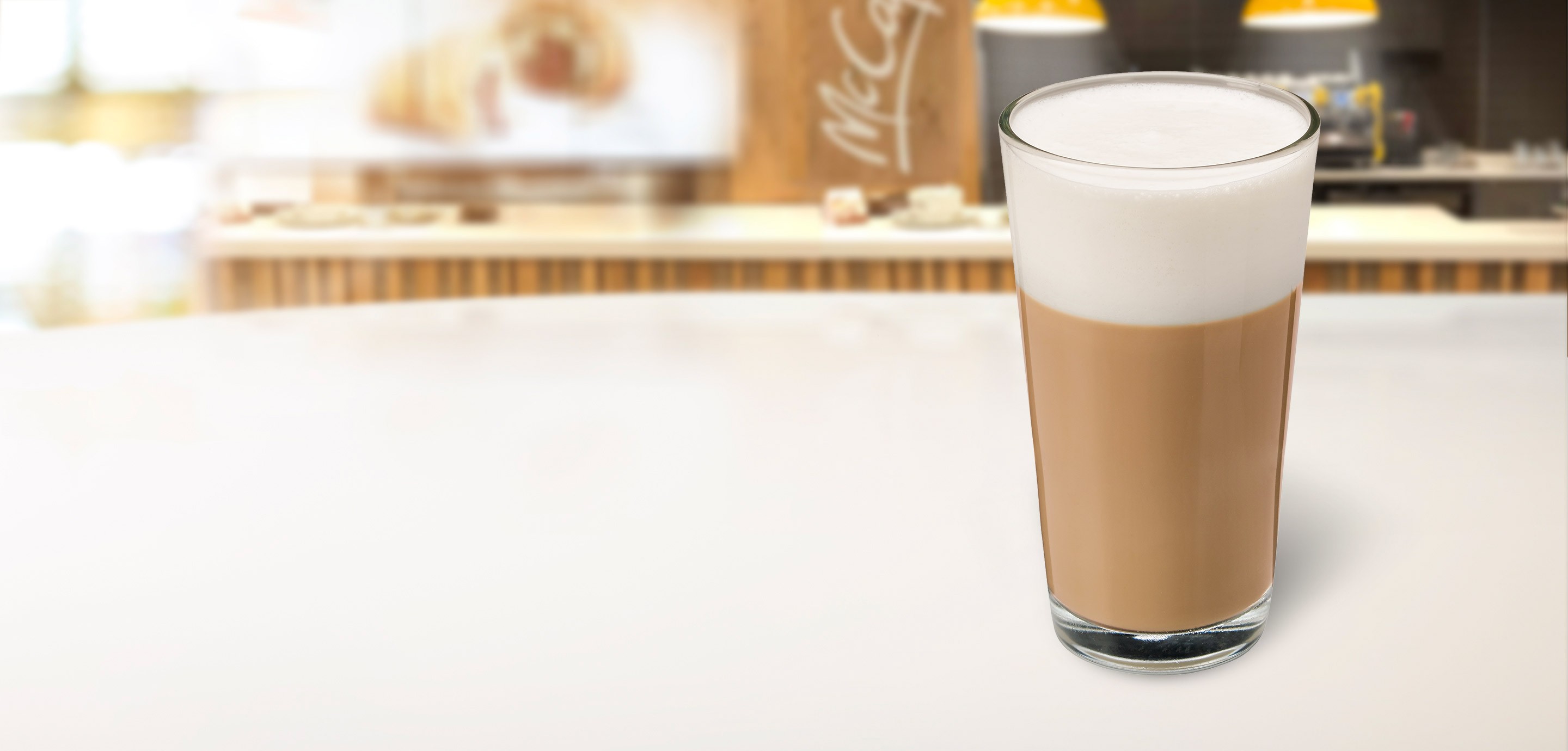 Latte caldo e macchiato