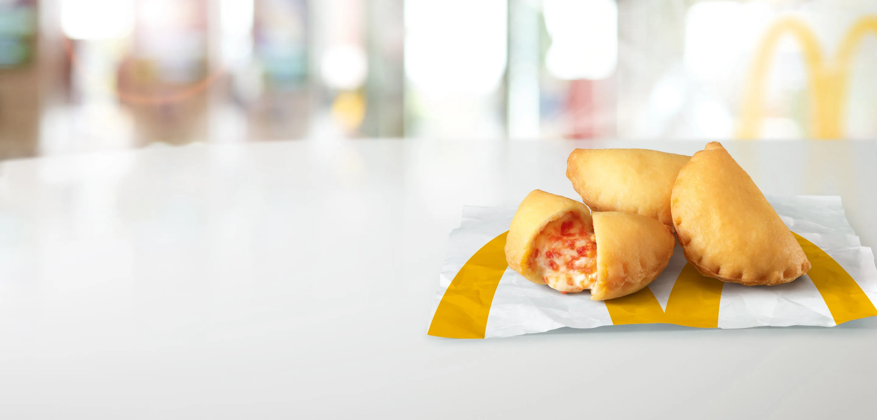 Panzerotti pomodoro e mozzarella